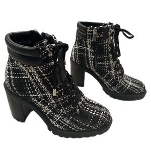 JLO Jennifer Lopez‎ Rigly Platform Boot, Women's Size 9M, Black/White Tweed